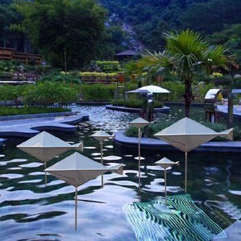 生產魚雕塑