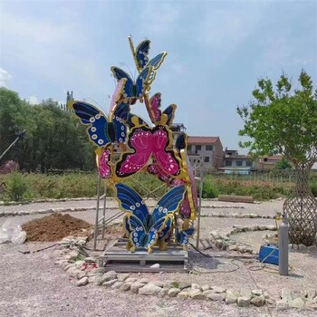 廣場鐵藝雕塑價格