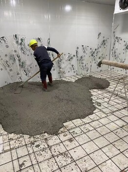 深圳龙岗混凝土，厂家可配套施工