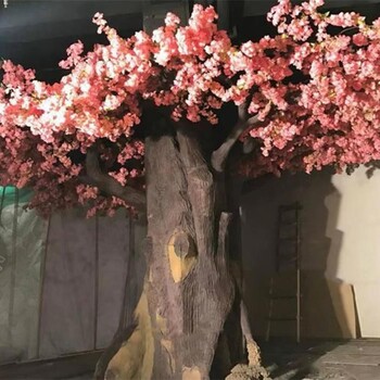 生態(tài)餐廳假樹(shù)門(mén)口批發(fā)價(jià)格園林工程承接