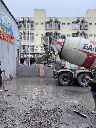 深圳路面混凝土龙岗区混凝土快捷送货可全程跟踪车辆位置