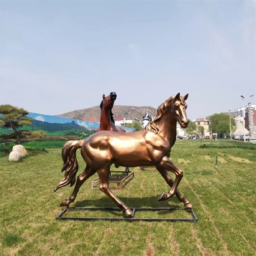 吉林玻璃钢马雕塑制作