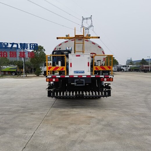 重慶大渡口經營瀝青灑布車報價及圖片