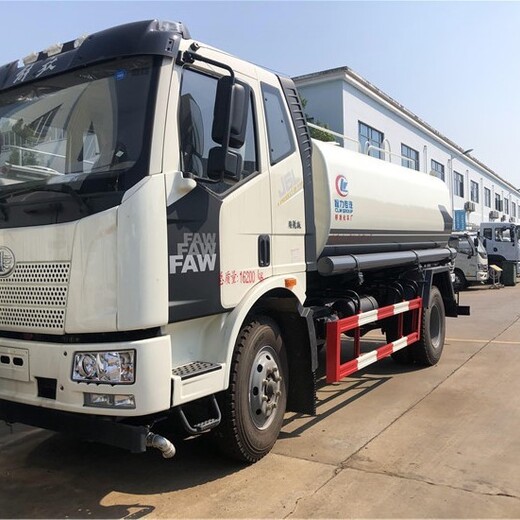 南川工廠東風(fēng)5-8方消防灑水車價格