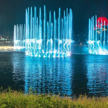 四川湖面音乐喷泉设计
