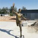 镂空不锈钢体育运动人物雕塑定制厂家