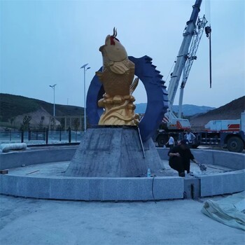 公園鐵藝鯉魚(yú)雕塑工廠