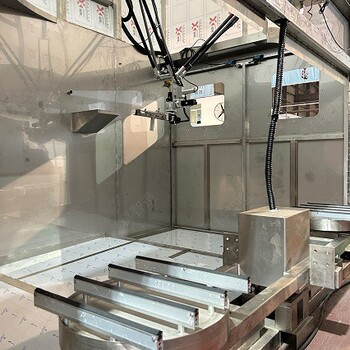 浙江定制智能自學(xué)習噴涂機器人,定制智能自學(xué)習噴涂機器人價(jià)格
