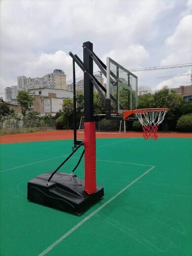 青岛室外篮球架联系方式