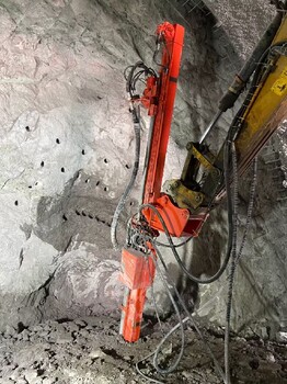 滨海新区挖掘机改钻孔机厂家联系方式,挖改潜孔钻价格