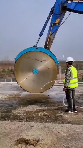 黃浦挖改巖石鋸廠家電話,挖機(jī)切割鋸價(jià)格