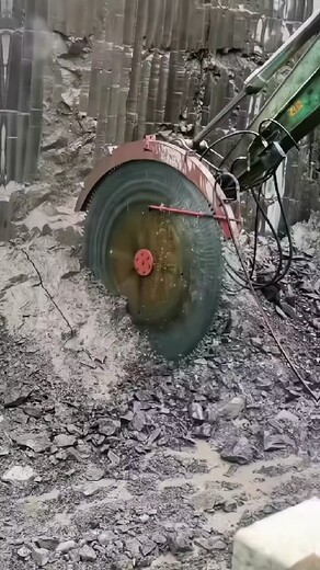 雙鴨山挖改巖石鋸廠家電話,挖機(jī)切割鋸價(jià)格
