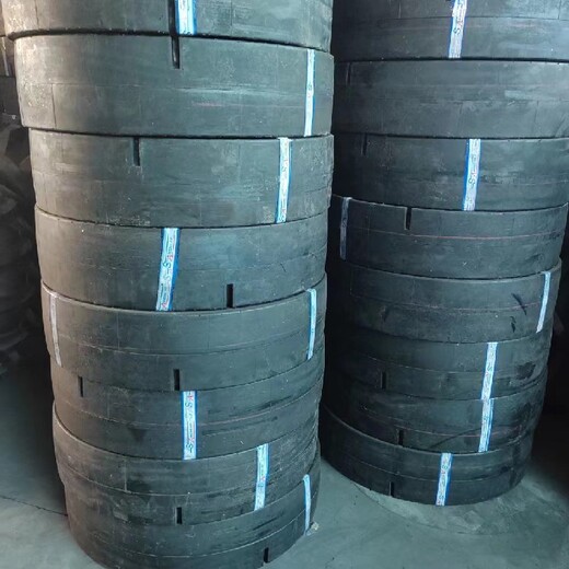鴻進(jìn)輪胎輪胎型號11.00-20全新斜膠光面輪胎
