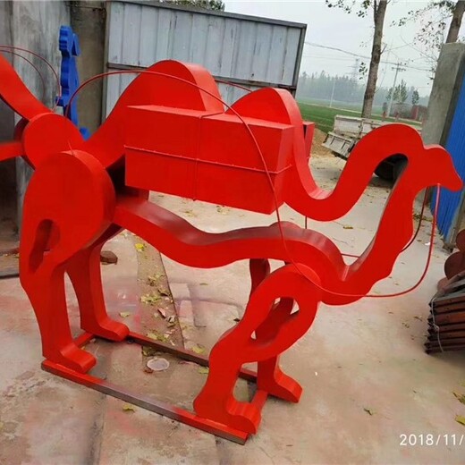 定制不锈钢骆驼雕塑摆件