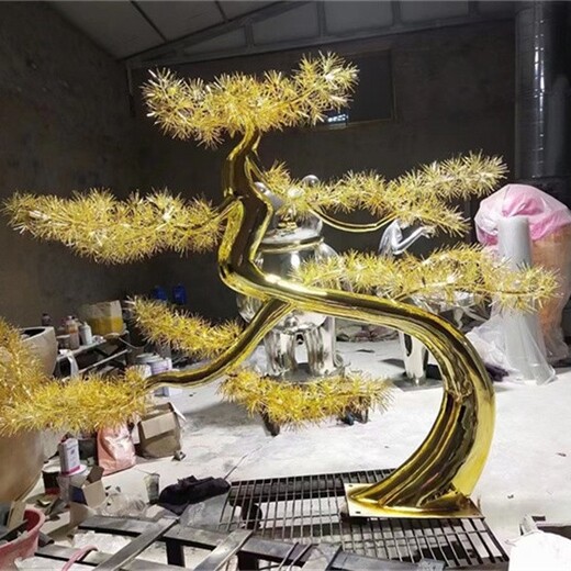 室外不銹鋼樹(shù)雕塑美陳