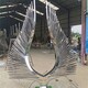 翅膀雕塑图