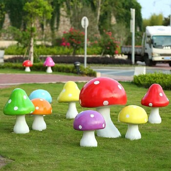 安裝玻璃鋼蘑菇雕塑景觀小品