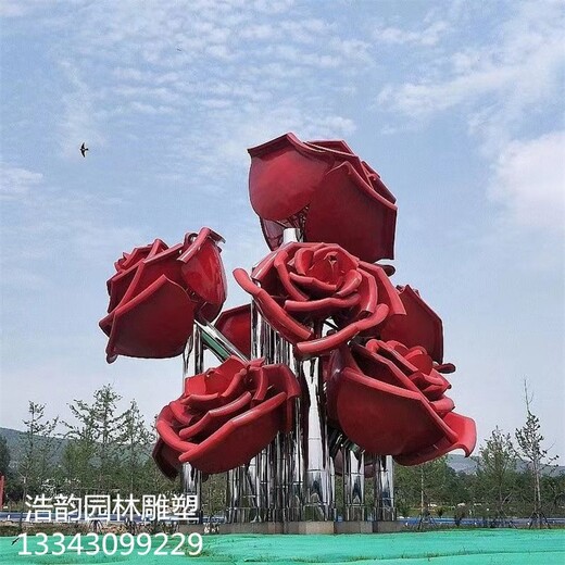 不锈钢镂空花朵雕塑厂家