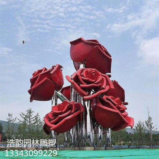不銹鋼鏤空花朵雕塑廠家