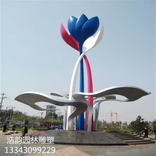 月季花朵雕塑藝術(shù)品