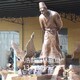 铸铜少数民族人物雕塑图