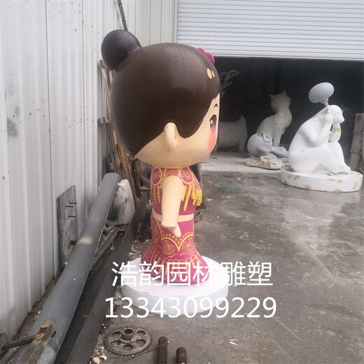 仿真少數(shù)民族人物雕塑生產(chǎn)廠家