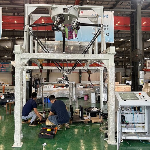 中山国产鑫科智造智能喷涂机器人生产线