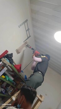 義烏上溪空調加氟安裝20年修理經(jīng)驗義亭空調維修移機