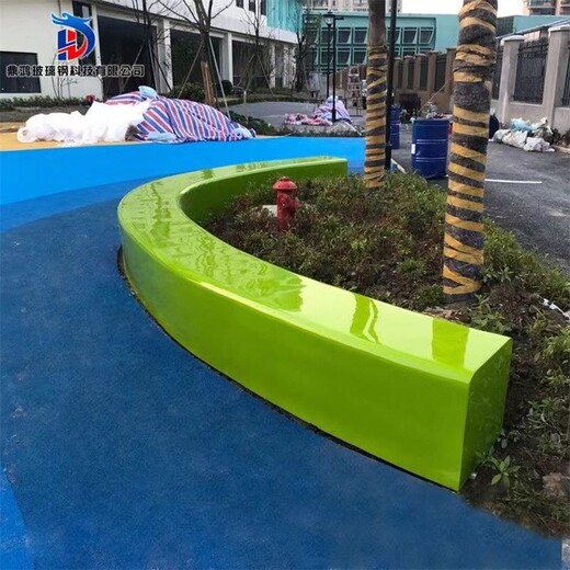 廣場玻璃鋼樹池座椅定制廠家