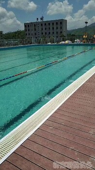 水上游樂設備,設計建造