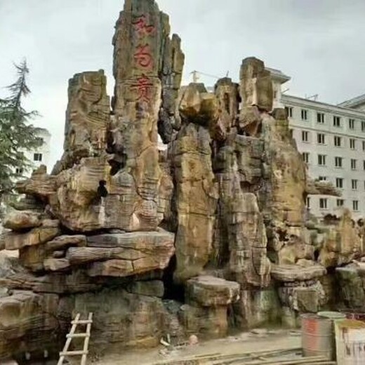 邢臺水泥假山價(jià)格便宜聯(lián)系電話