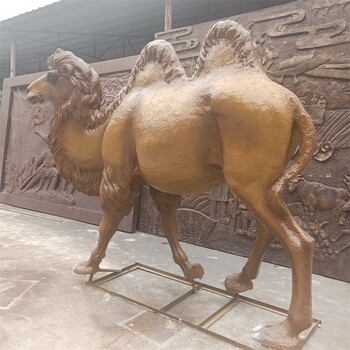 仿铜玻璃钢骆驼雕塑公司