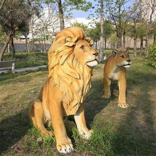 大型不銹鋼獅子雕塑制作