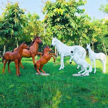 玻璃鋼動物馬雕塑加工
