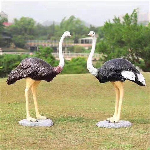 戶外樹(shù)脂鴕鳥(niǎo)雕塑定做廠家