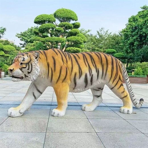 玻璃鋼老虎雕塑景觀小品