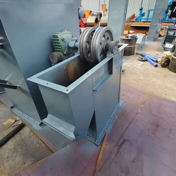 板鏈斗式提升機(jī)建筑行業(yè)水泥斗式輸送機(jī)提升機(jī)