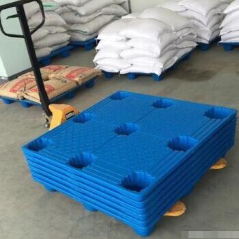 大型托盤注塑機生產設備托盤設備加工