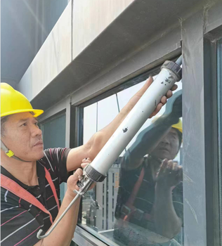 婁底幕墻玻璃換膠打膠多少錢,采光頂更換膠