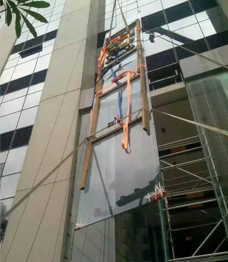 婁底高空幕墻玻璃更換價格,高空隱框玻璃幕墻安裝