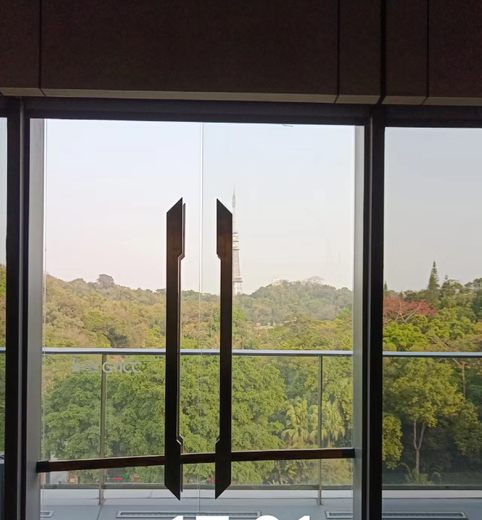 欽州玻璃門更換多少錢,玻璃門維修更換