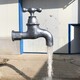 懸空流水茶壺雕塑圖