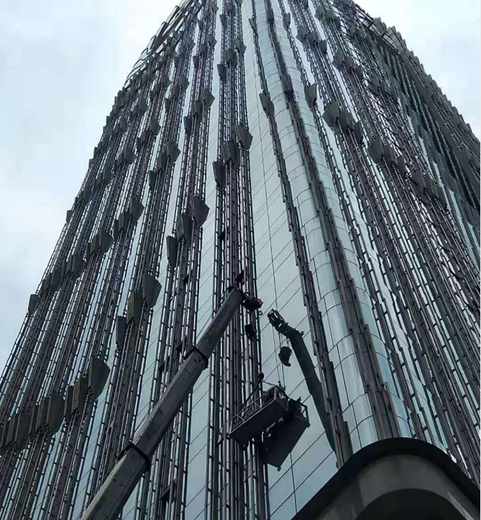 湛江幕墻維護維修電話,高空作業(yè)