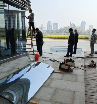 桂林高空幕墻玻璃更換報(bào)價(jià),高層玻璃幕墻安裝