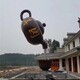 懸空流水茶壺雕塑圖