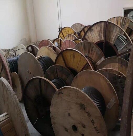 天津各类型废旧电缆回收上门电力电缆收购