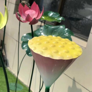 大型不銹鋼荷花雕塑訂制