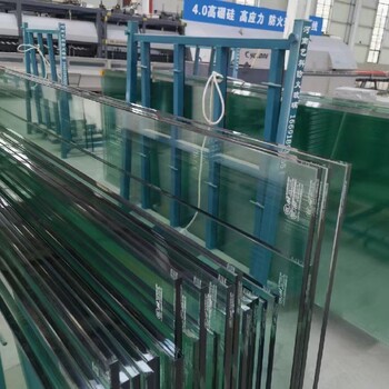 广东防火隔热1小时玻璃厂家供应防火水晶硅玻璃
