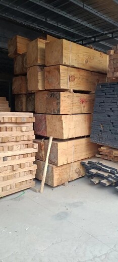 晋城老榆木批发价格,做旧风化老榆木板材