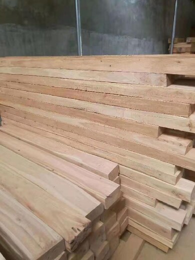 通化出售老榆木方木多少钱一方老榆木方木生产厂家